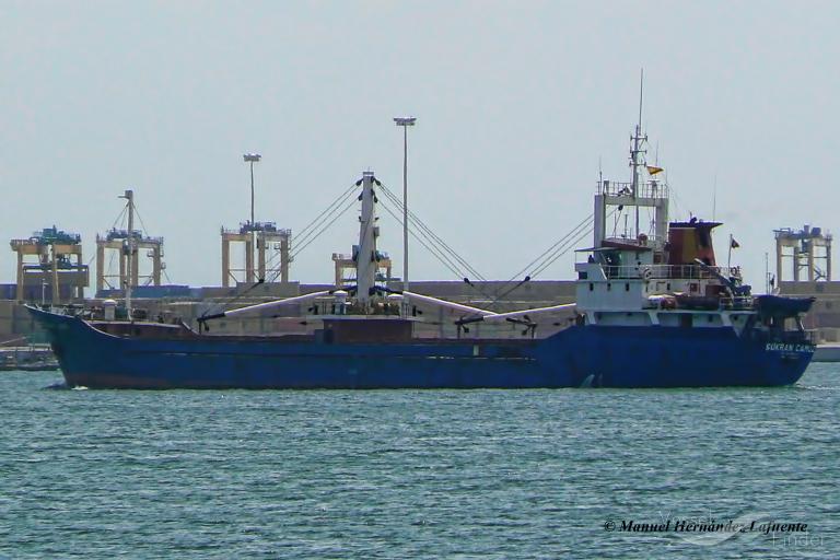 SUKRAN CAMUZ photo