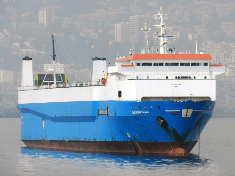 SUPER SHUTTLE RORO 12 photo