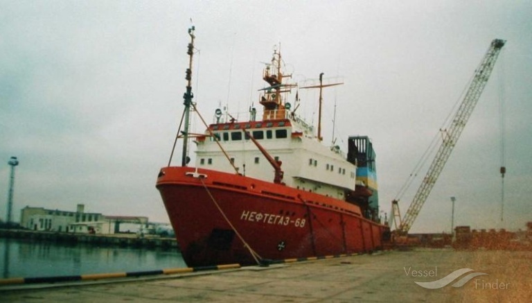 NAFTOGAZ-68 photo