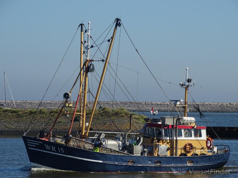 ship photo