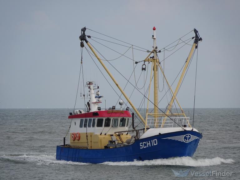 SCH10 DRIEGEBROEDERS, Fishing Vessel - Details and current position ...