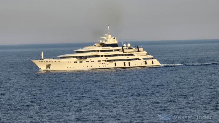 Φωτογραφία του πολυτελούς γιοτ EMIR (80μ)