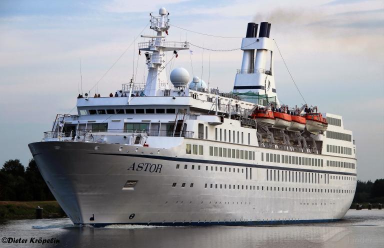 Astor Passenger Cruise Ship Details And Current Position Imo 8506373 Mmsi 308214000 Vesselfinder