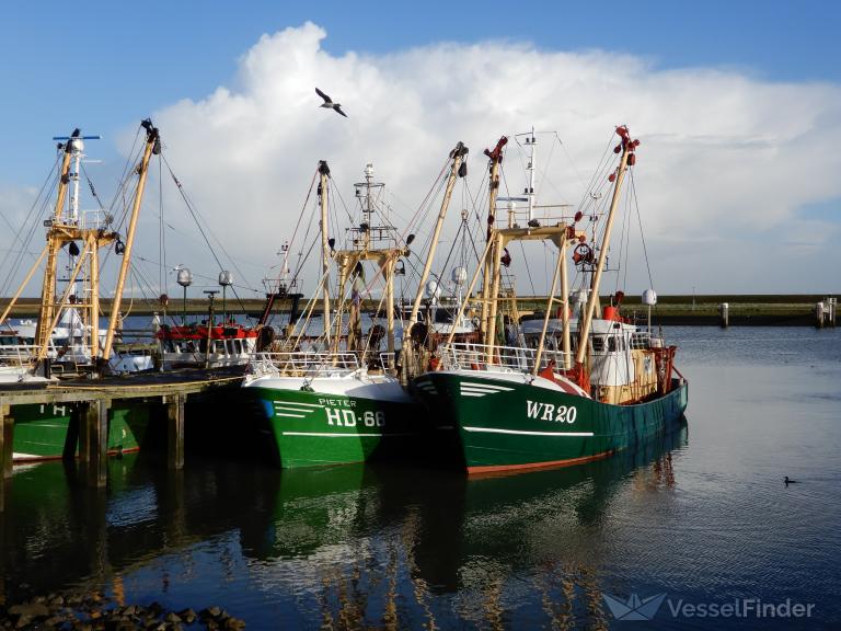 WR20 ELISABETH, Fishing Vessel - Details and current position - IMO ...