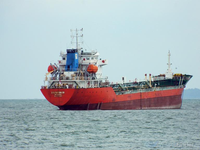 ship photo