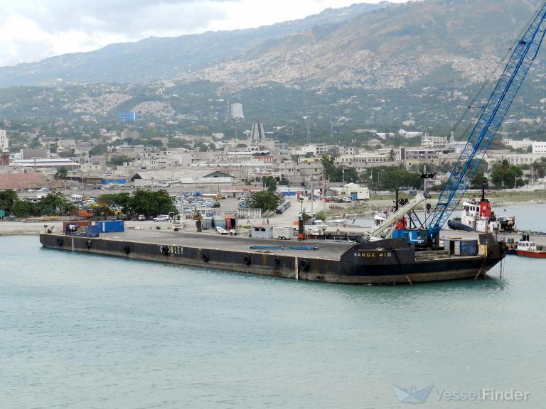 BARGE 410 photo