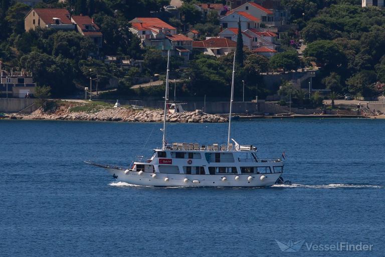 PAPE PRVI photo