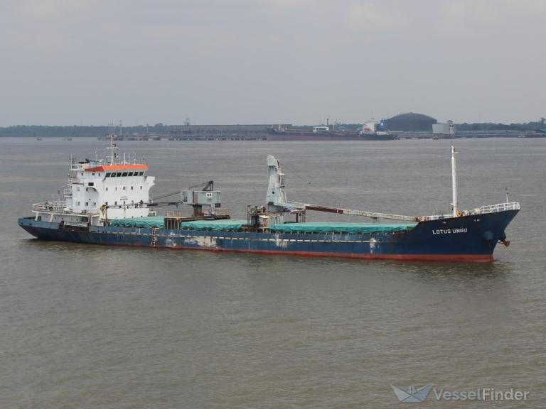 MV. LOTUS UNGU photo