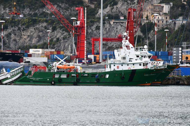 ANGELA ARCELLA photo