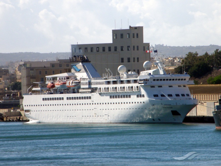 Vidanta Elegant Passenger Cruise Ship Details And Current Position Imo 8709573 Mmsi 309695000 Vesselfinder