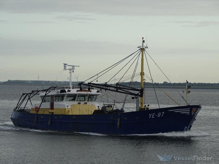YE-87 DANIEL PIETER photo