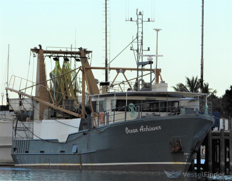 OCEAN ACHIEVER photo