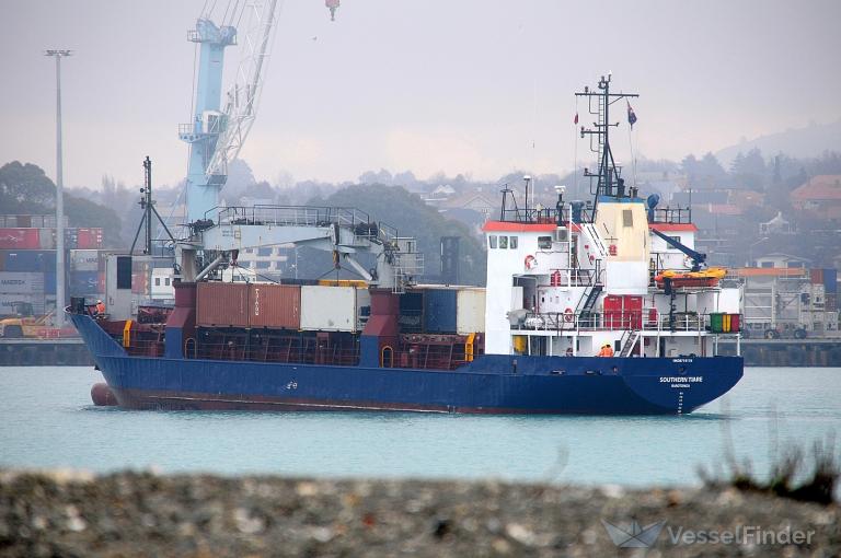 SOUTHERN TIARE photo