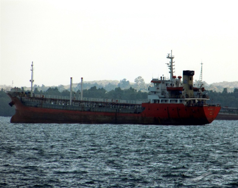 ship photo