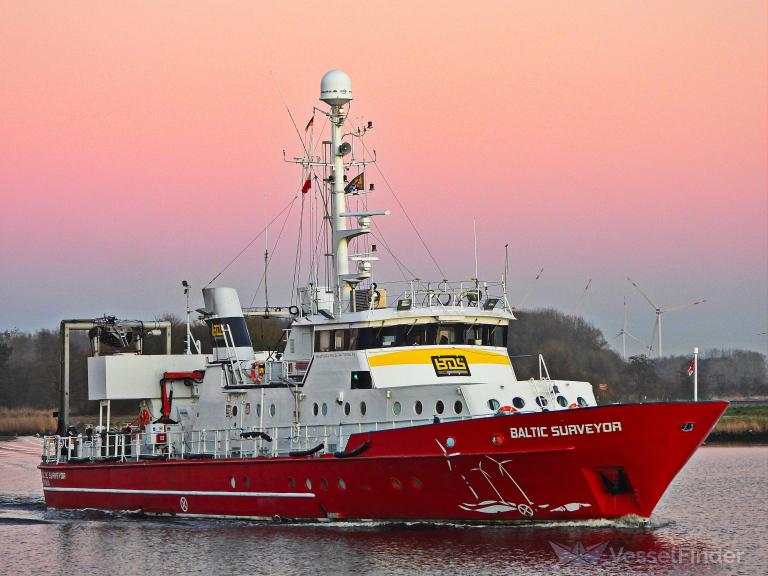 BALTIC SURVEYOR photo