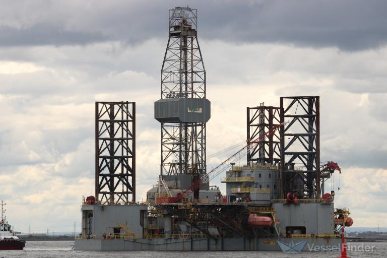 ENSCO 71 photo
