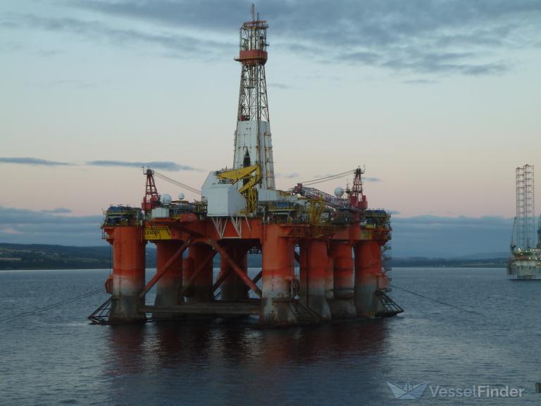 TRANSOCEAN LEADER photo