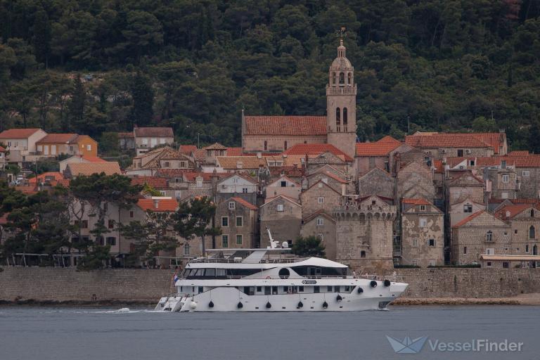 ADRIATIC QUEEN photo