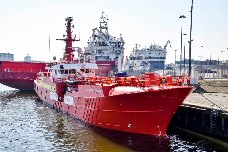 GLOMAR VENTURE photo