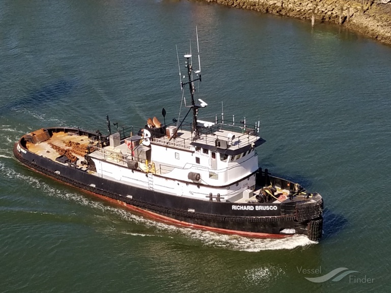 TUG RICHARD BRUSCO photo