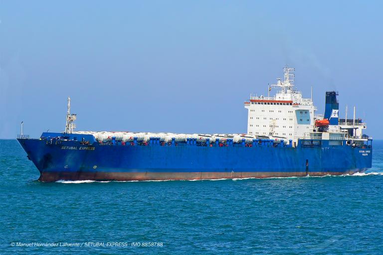 SETUBAL photo