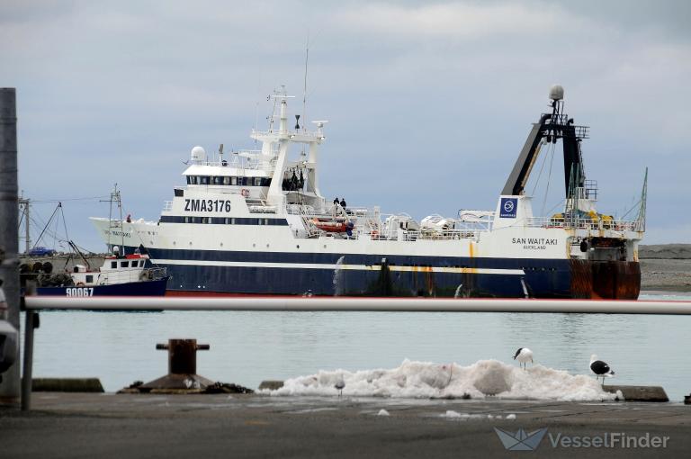 FULL FIELD石鯛　海王　525LGAZE SAN WAITAKI, Fish Factory Ship - Details and current