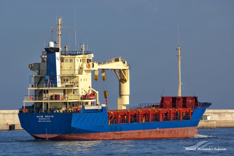 MV WEST OCEAN30 photo