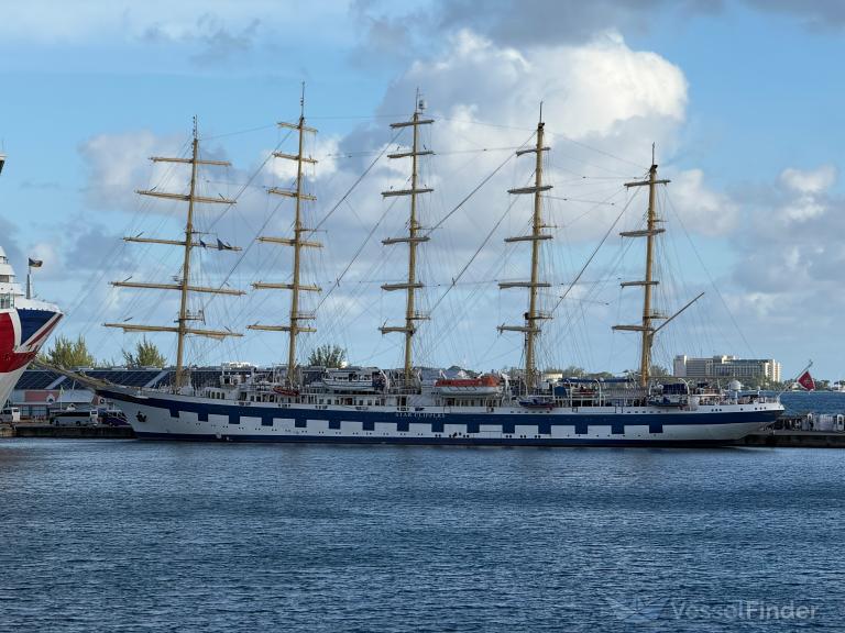 STAR CLIPPER