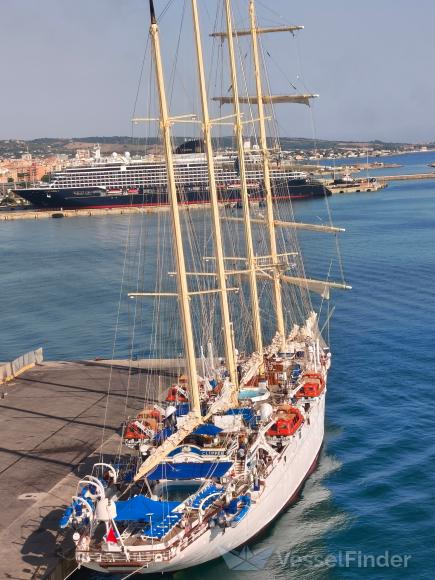 STAR CLIPPER