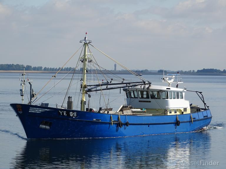 ship photo