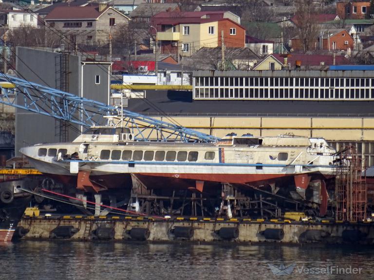 VLADIMIR KOMAROV photo