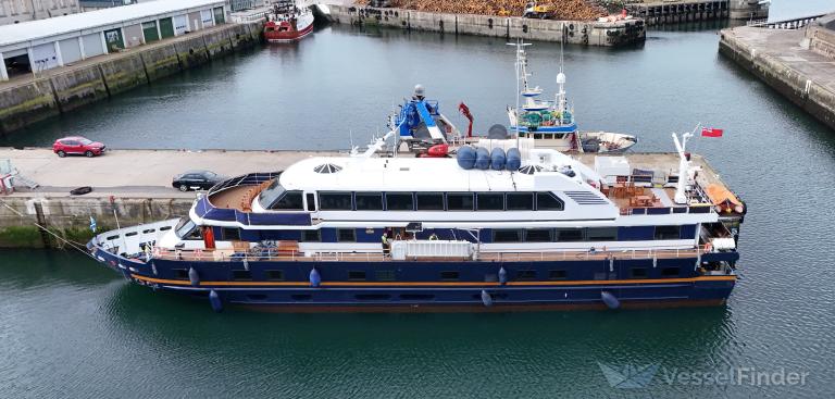 ship photo