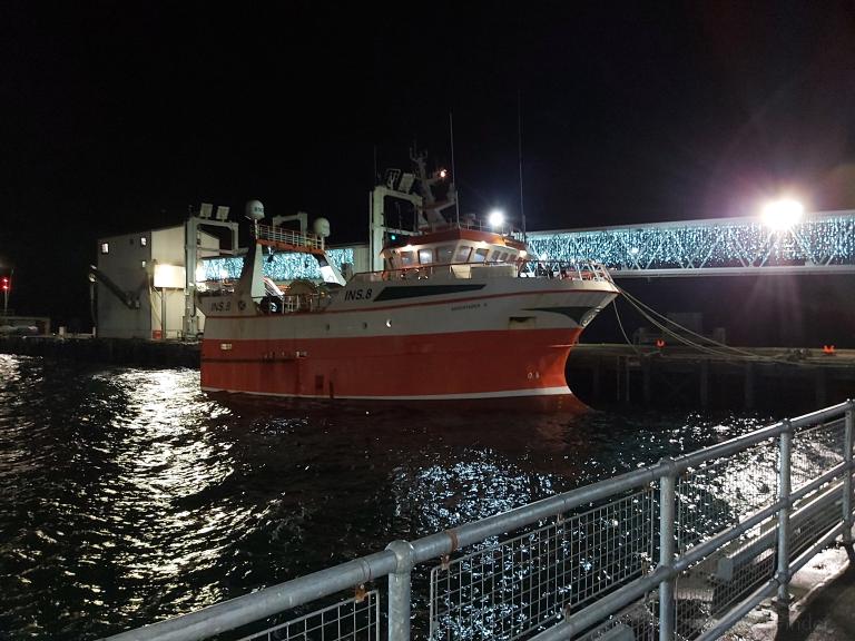 ADVENTURER INS8 photo