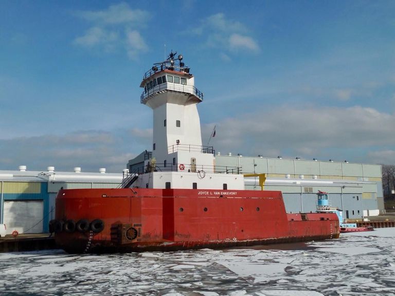 JOYCE L VANENKEVORT, Pusher Tug - Details and current position - IMO  8973033 - VesselFinder