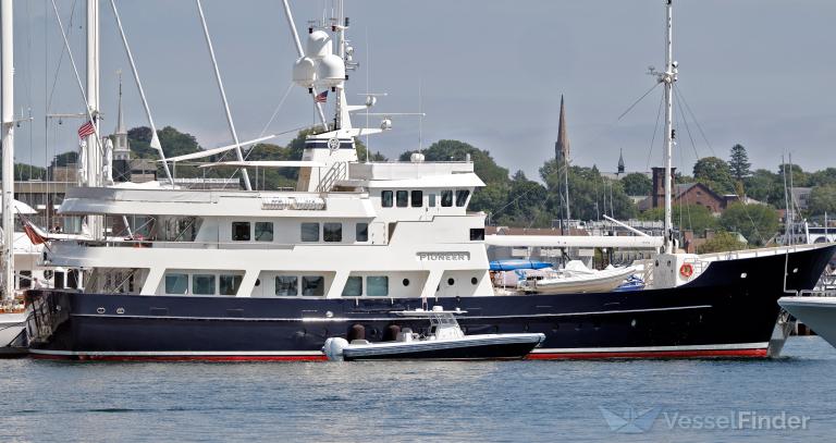 MV PIONEER