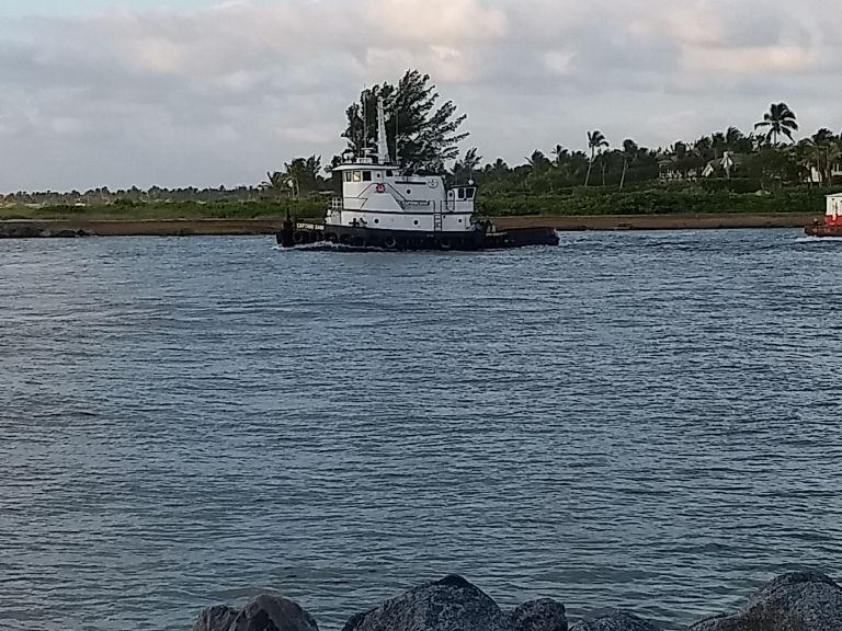 CAPTAIN SAM photo