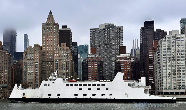 GRAND REPUBLIC photo