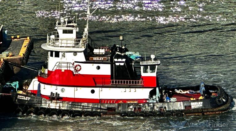 ship photo