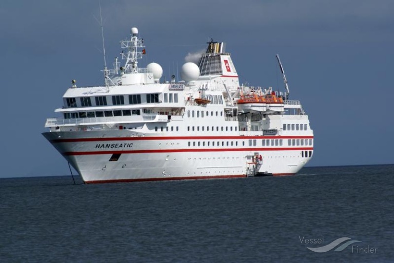 RCGS RESOLUTE, Passenger (Cruise) Ship Details and current position