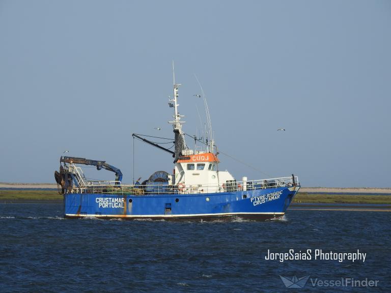 ship photo