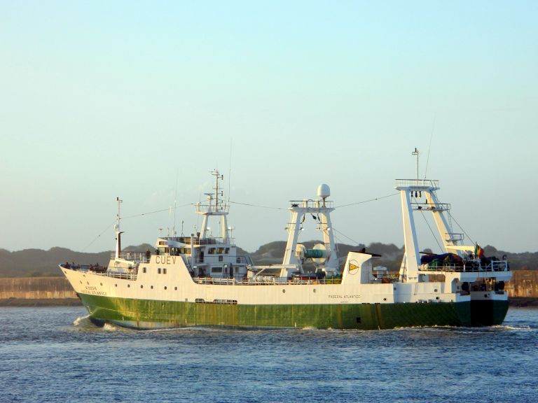 ship photo