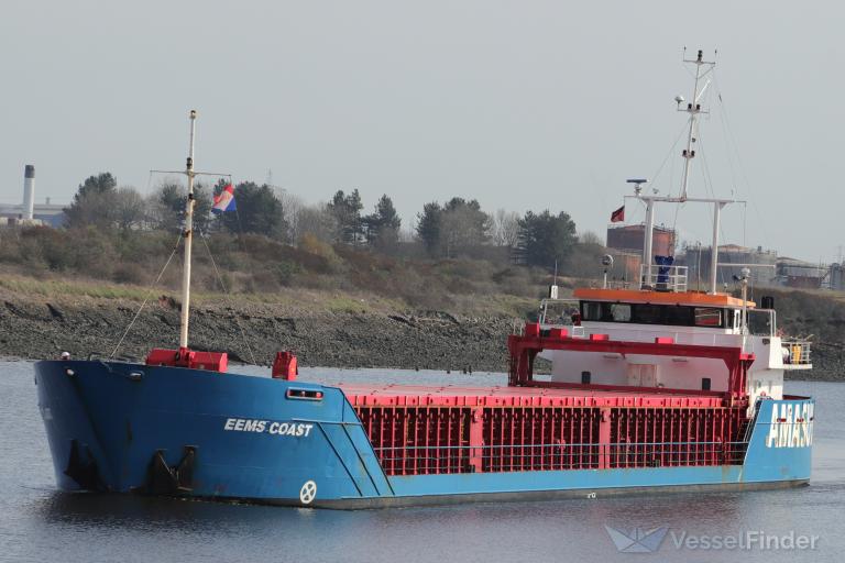 ship photo