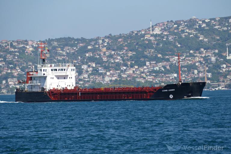 ship photo