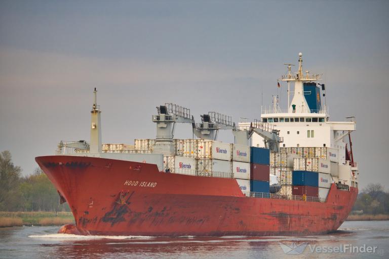 HOOD ISLAND, Refrigerated Cargo Ship Details and current position