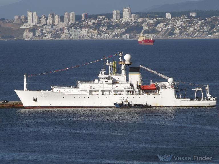 ship photo