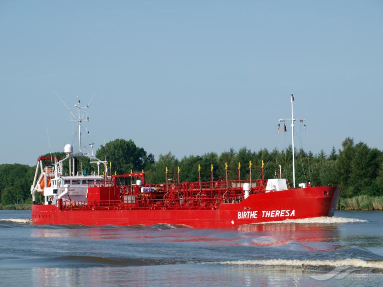 BIRTHE THERESI photo