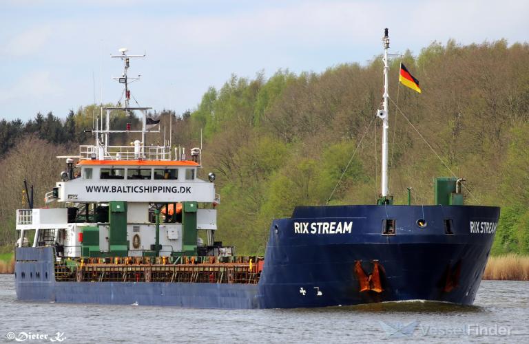 ship photo