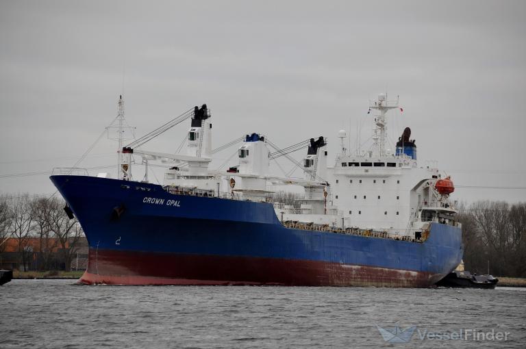 CROWN OPAL, Refrigerated Cargo Ship Details and current position