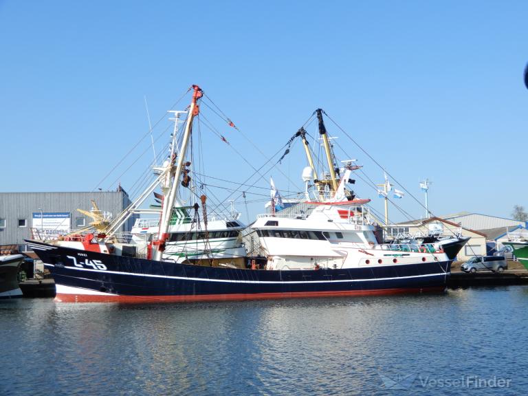 ship photo