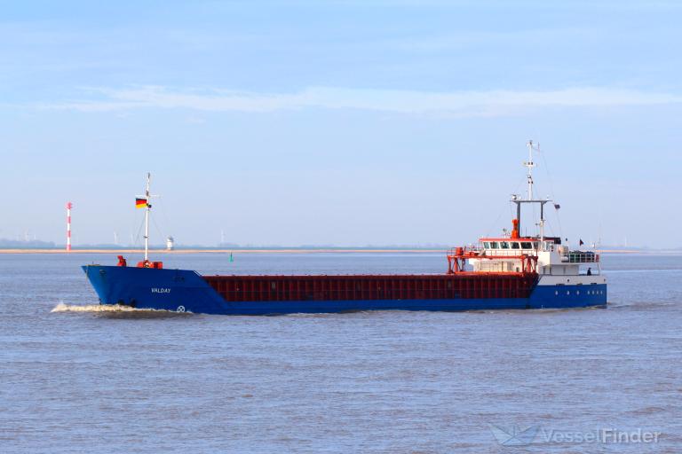 ship photo